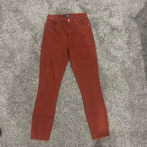 A&F Simone High Rise Ankle Red Denim